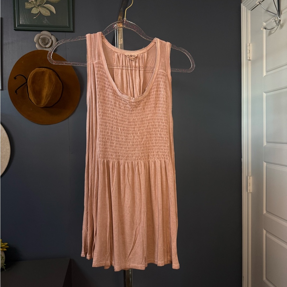 POL Blush Pink Sleeveless Smocked Woman’s Top
Is NWOT Size: Small